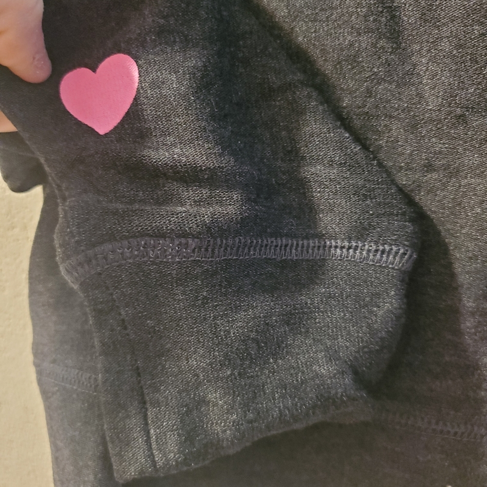 Chaser Cropped Batman Wing pullover - Picture 9 of 11